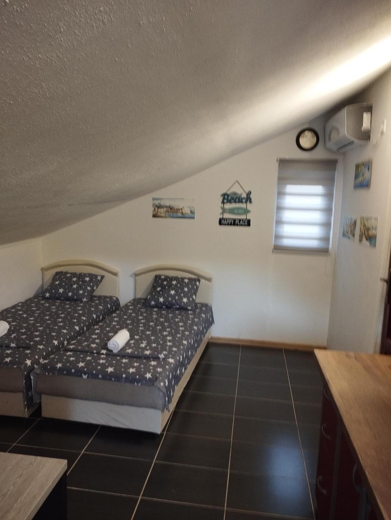Apartments N&N Budva Pokoj fotografie